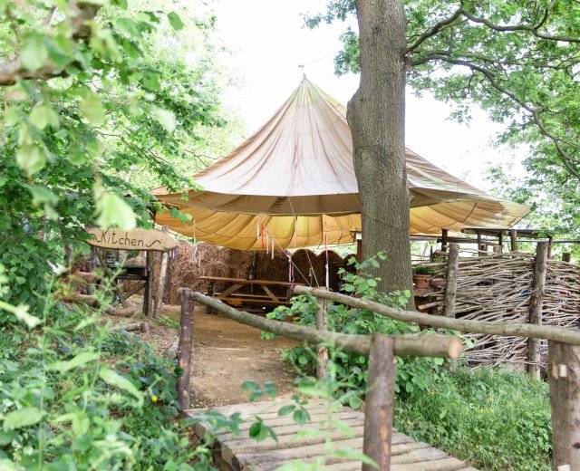 Glamping holidays in Surrey, South East England - Surrey Hills Yurts